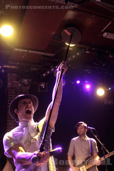 MAXIMO PARK - 2014-02-22 - PARIS - La Maroquinerie - Paul Smith